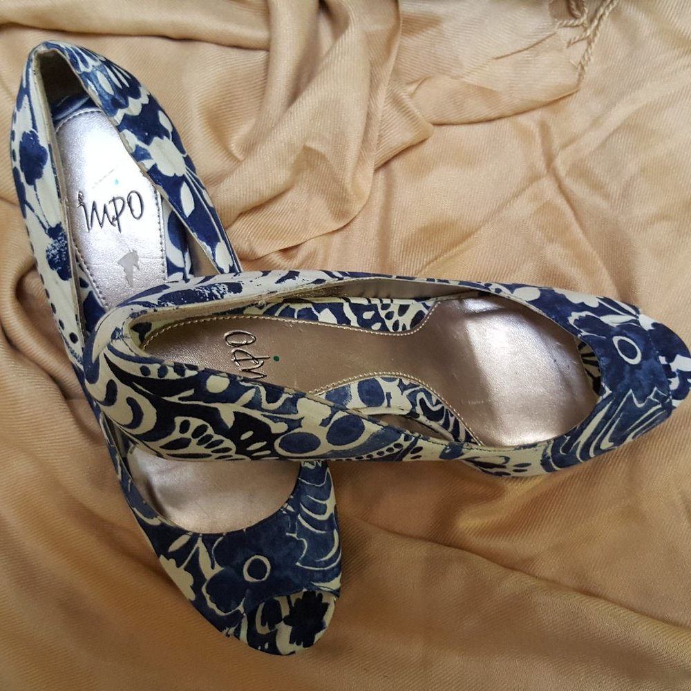 MPO Women's Shoes Stiletto Heel Pointed Toe Bridal Shoes 8M Blue Flowers - Picture 2 of 9